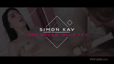 Busty hottie Simon Kay enjoys masturbating and toying her shaved pussy