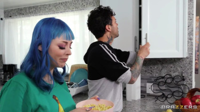 Blue haired slut Jewelz Blu getting down and dirty with stepbro