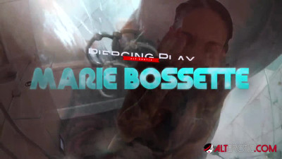 Marie Bossette gets off while taking shower