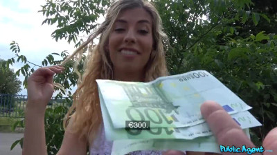 Horny blonde Shona River is worth every penny of this blowjob and fuck