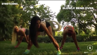 Alexa Tomas, Noemilk and other hot babes exercising outside