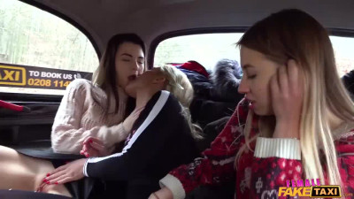 Hot Anna Di, Cherry Kiss and Hayli Sanders in a threesome in a taxi cab