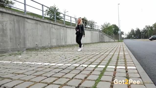 Watch Sexy blonde in sneakers peeing by the roadside porn video - Watch Full HD Video Stream Online on ePornOne.