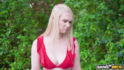 Wild blondie Layla Belle gets screwed in the woods