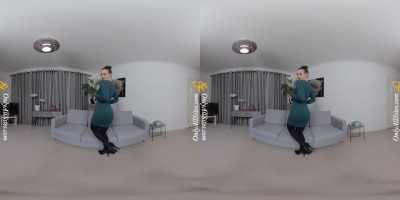 Busty Jamie Jones is teasing in pantyhose in VR