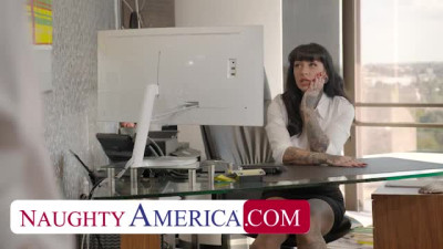 Jessie Lee gets fucked in her office by the IT guy