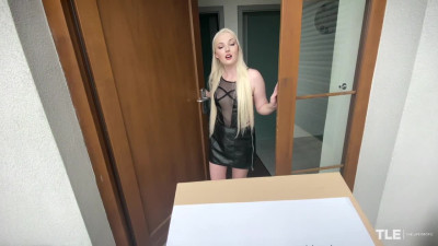 Lovita Fate with black gloves finger fucks cunt