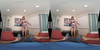 Angel Youngs in lingerie, fucking a guy in VR