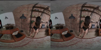 Sexy girl Ariana Van X fingering herself while she's all alone in the loft